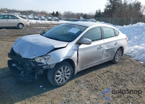 2015 Nissan Sentra S z USA, uszkodzony, nr VIN 3N1AB7AP8FY215923